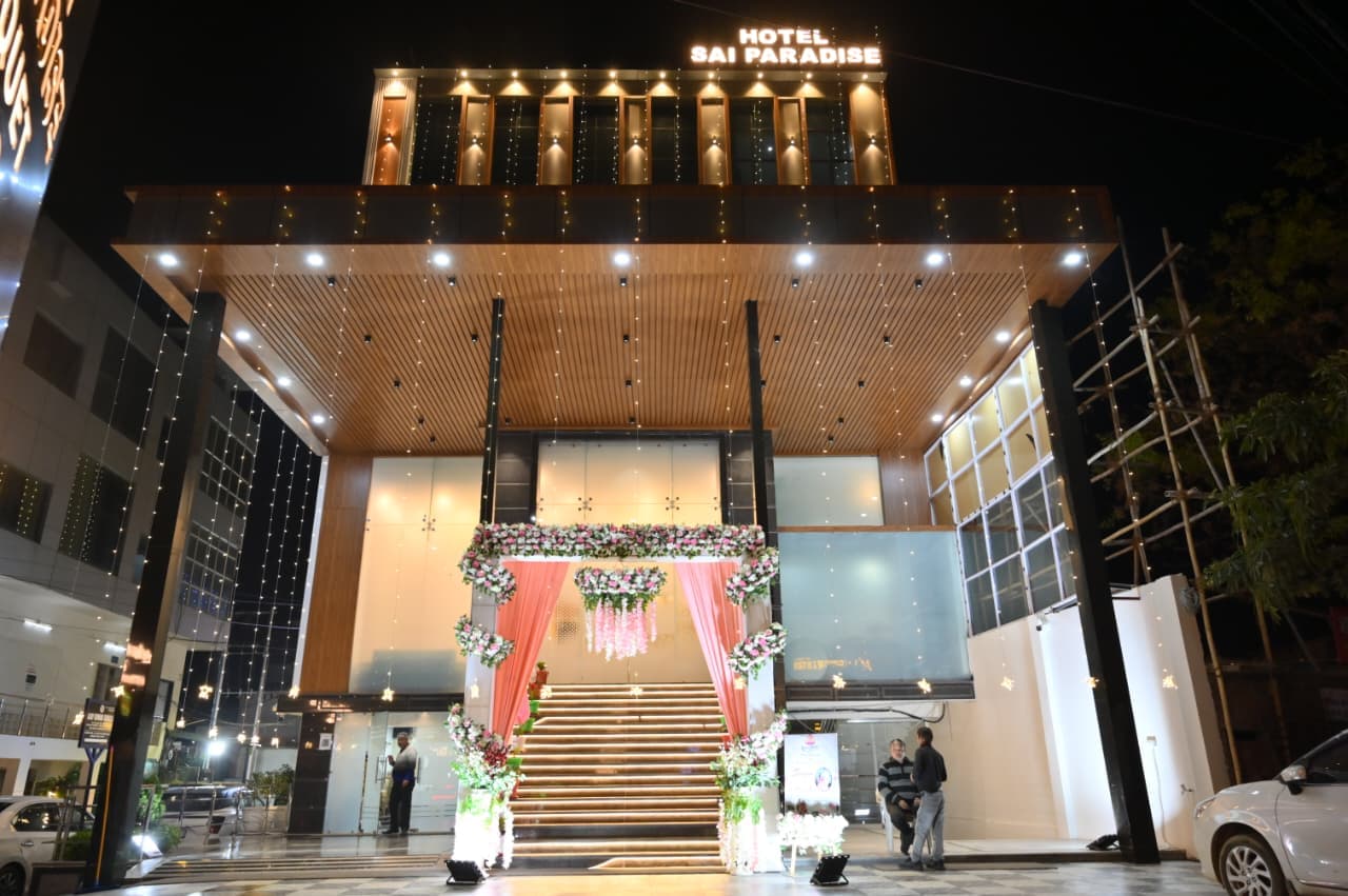 Hotel Sai Paradise /gallery9 - Luxury Hotel in Lucknow